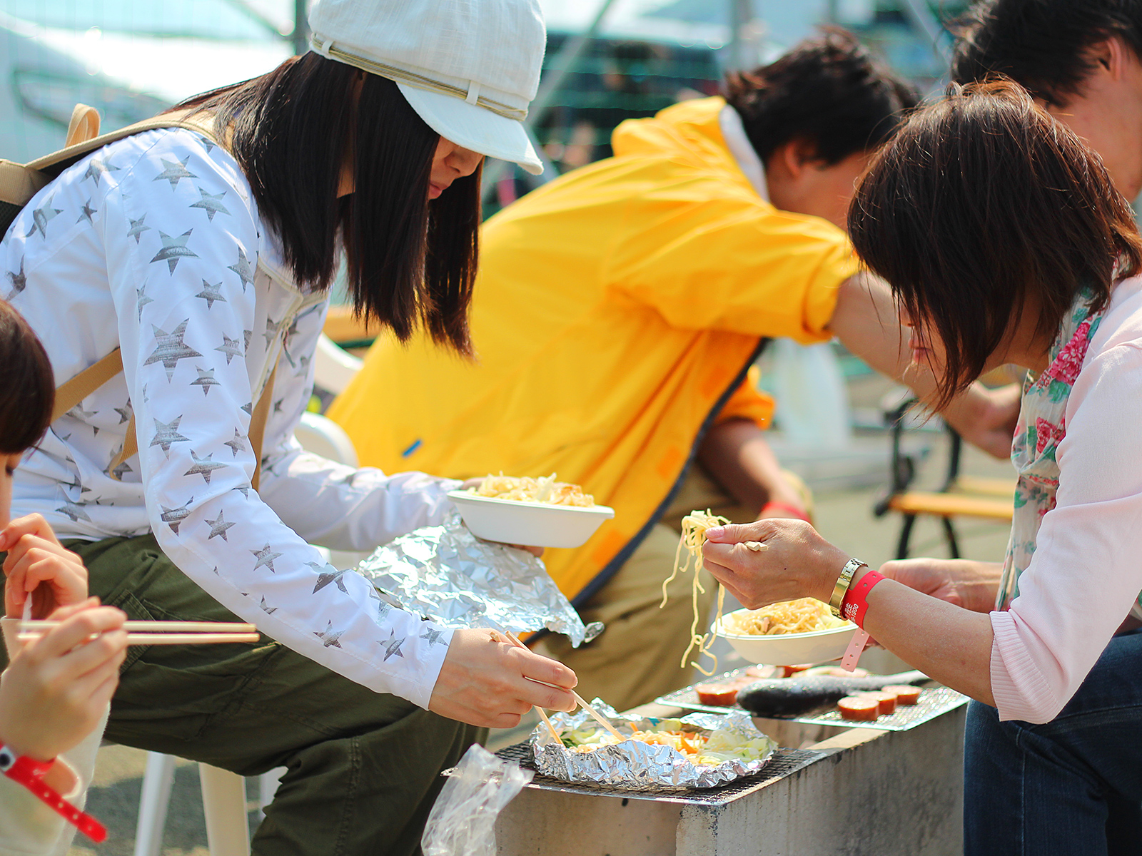 シーパーク丹生BBQ場でやきそば